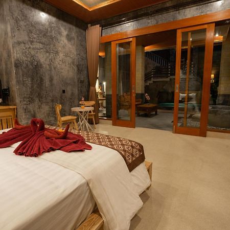 Ubud Paras Villa Luaran gambar