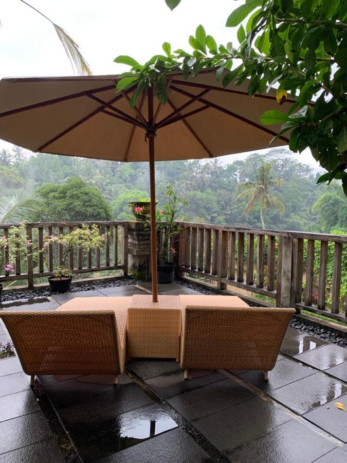 Ubud Paras Villa Luaran gambar