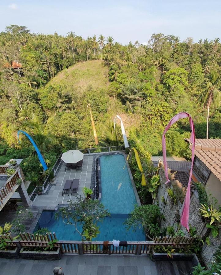 Ubud Paras Villa Luaran gambar