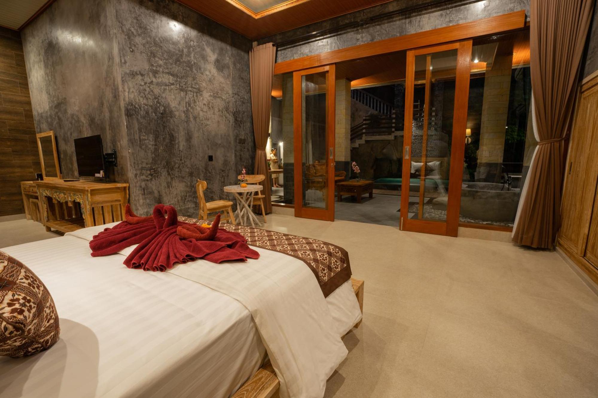 Ubud Paras Villa Luaran gambar