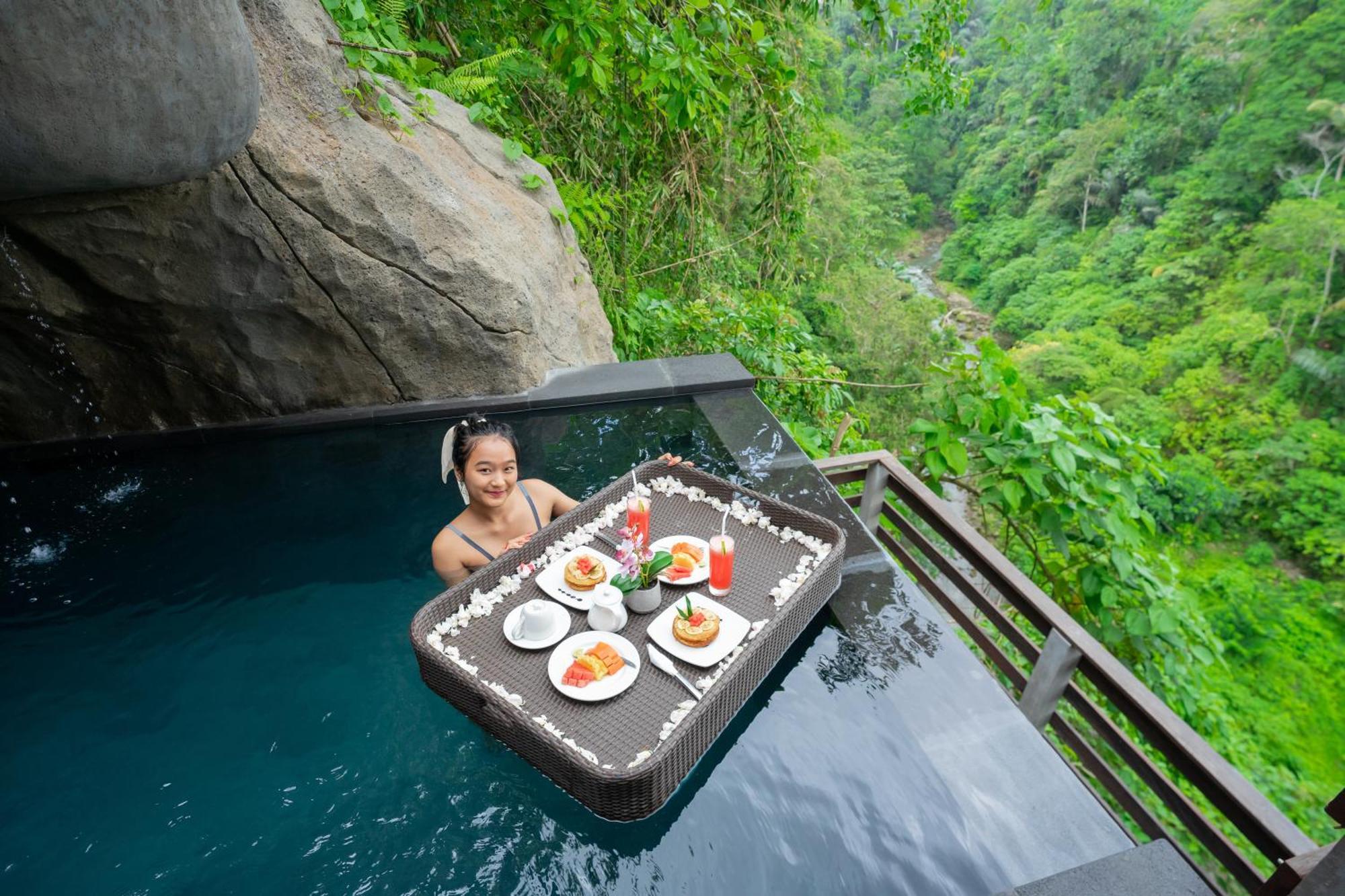 Ubud Paras Villa Luaran gambar