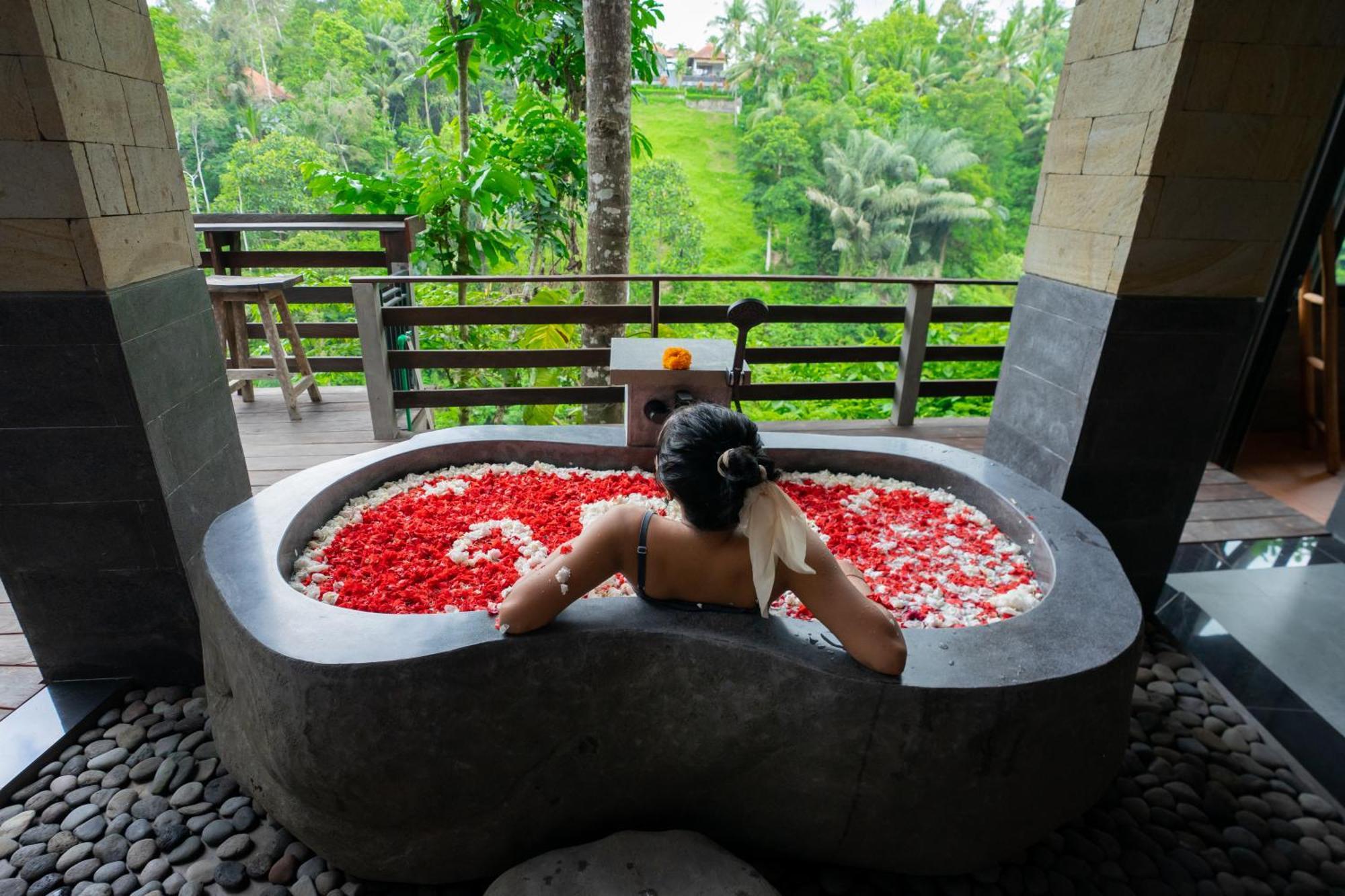 Ubud Paras Villa Luaran gambar