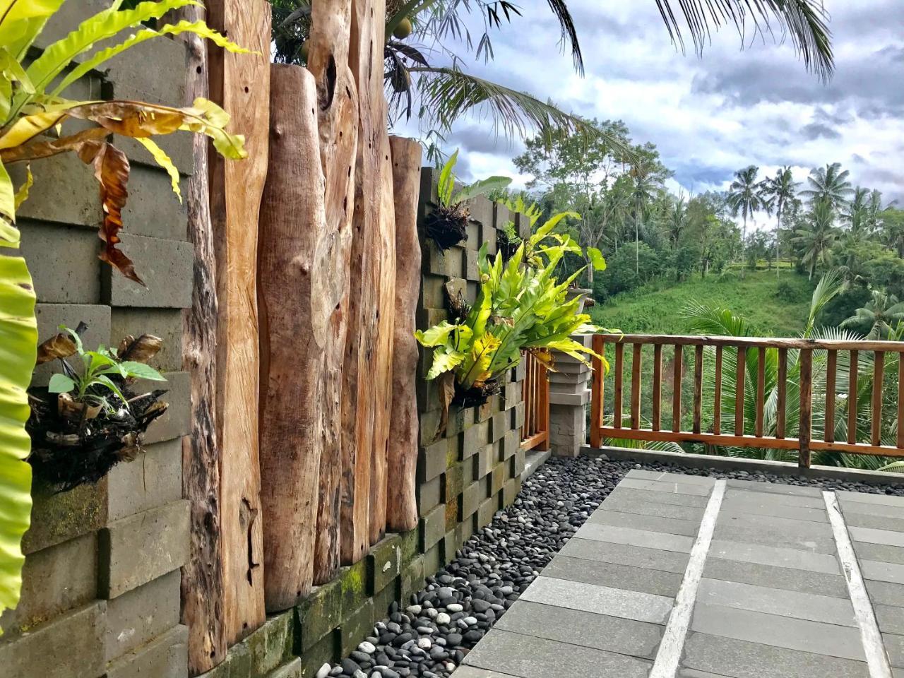 Ubud Paras Villa Luaran gambar