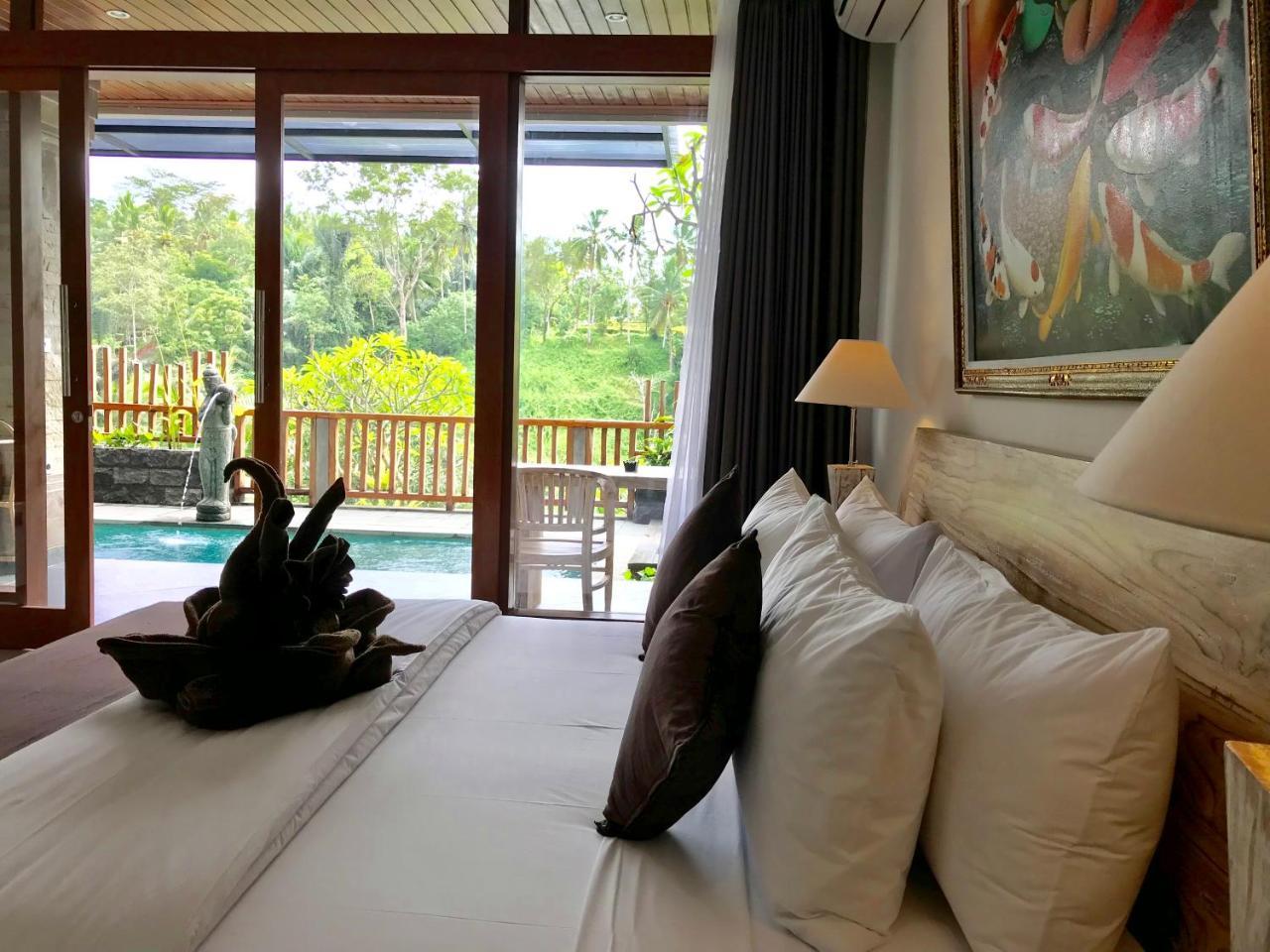 Ubud Paras Villa Luaran gambar