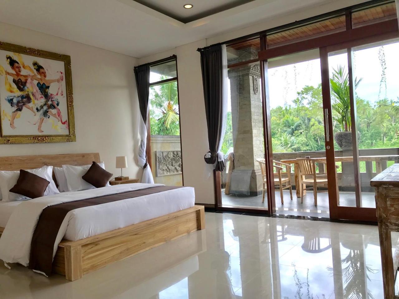 Ubud Paras Villa Luaran gambar