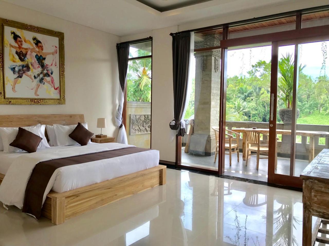 Ubud Paras Villa Luaran gambar