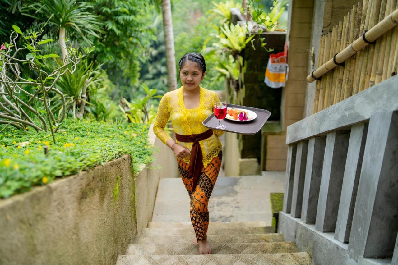Ubud Paras Villa Luaran gambar