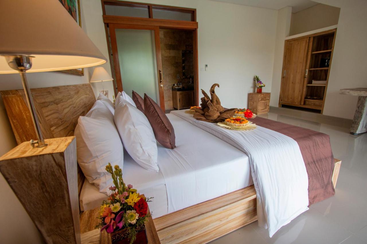 Ubud Paras Villa Luaran gambar