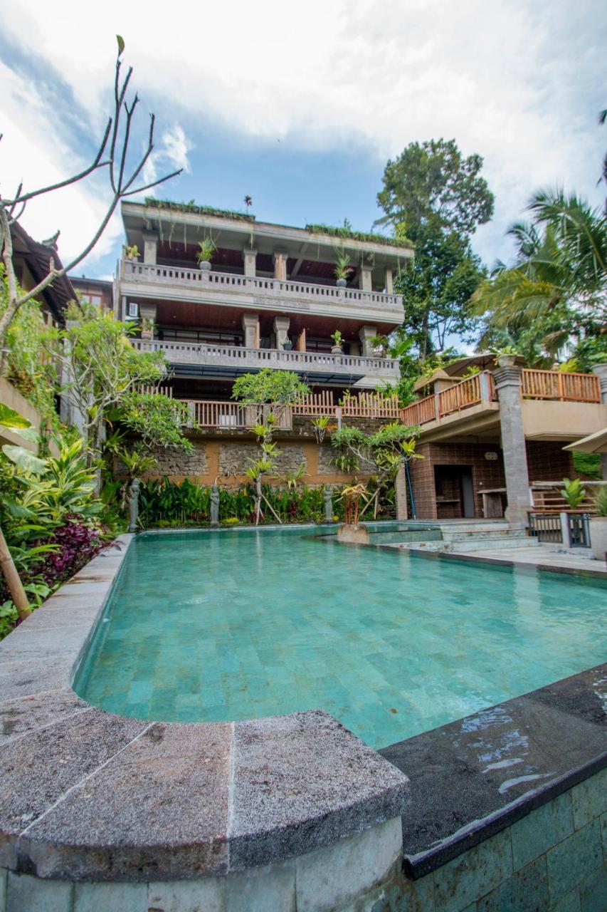 Ubud Paras Villa Luaran gambar