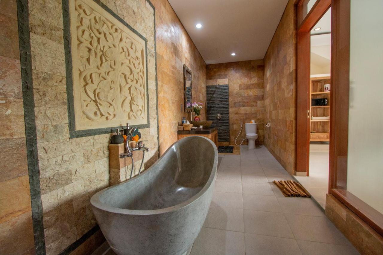 Ubud Paras Villa Luaran gambar