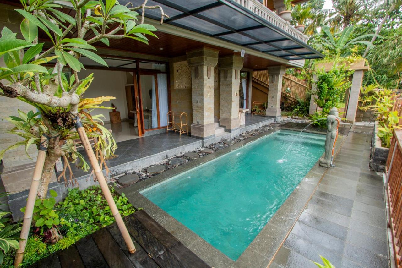 Ubud Paras Villa Luaran gambar